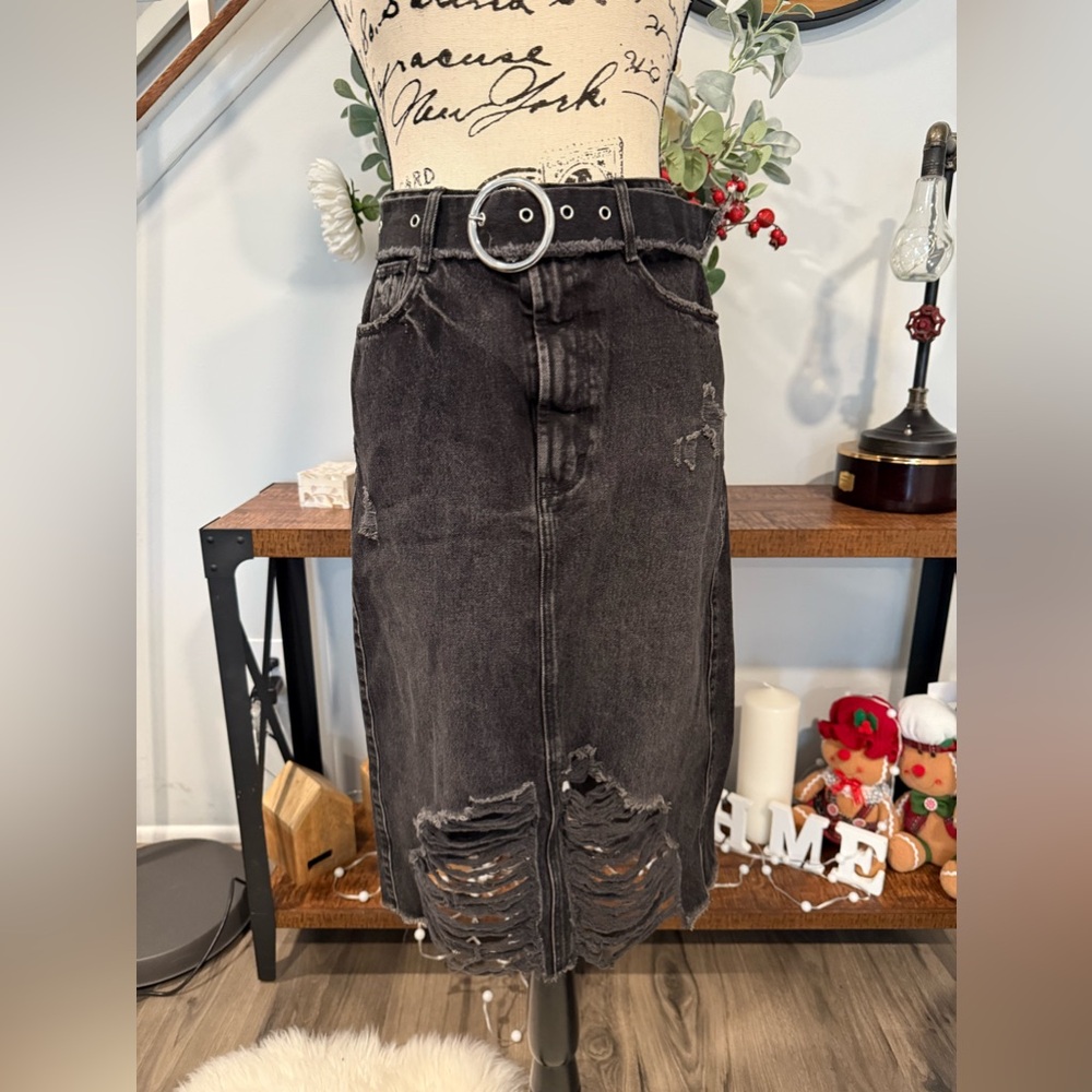 ZARA Trafaluc Black Denim Ripped Distressed Midi Skirt Size Medium